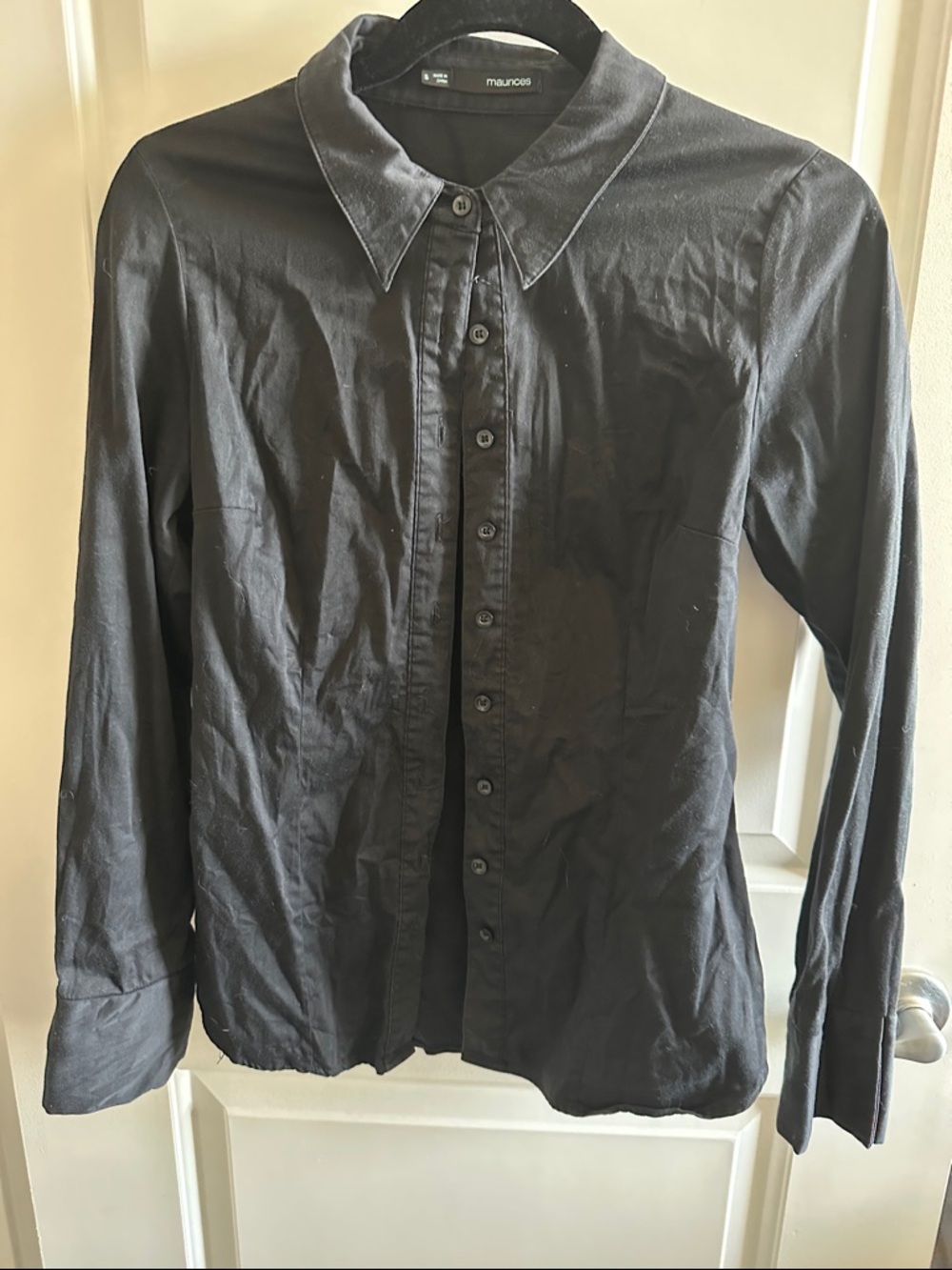 Maurices Women's Black Long-Sleeve Button Up Shirt